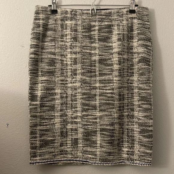 Max Studio Tweed Pencil Skirt - Picture 3 of 8